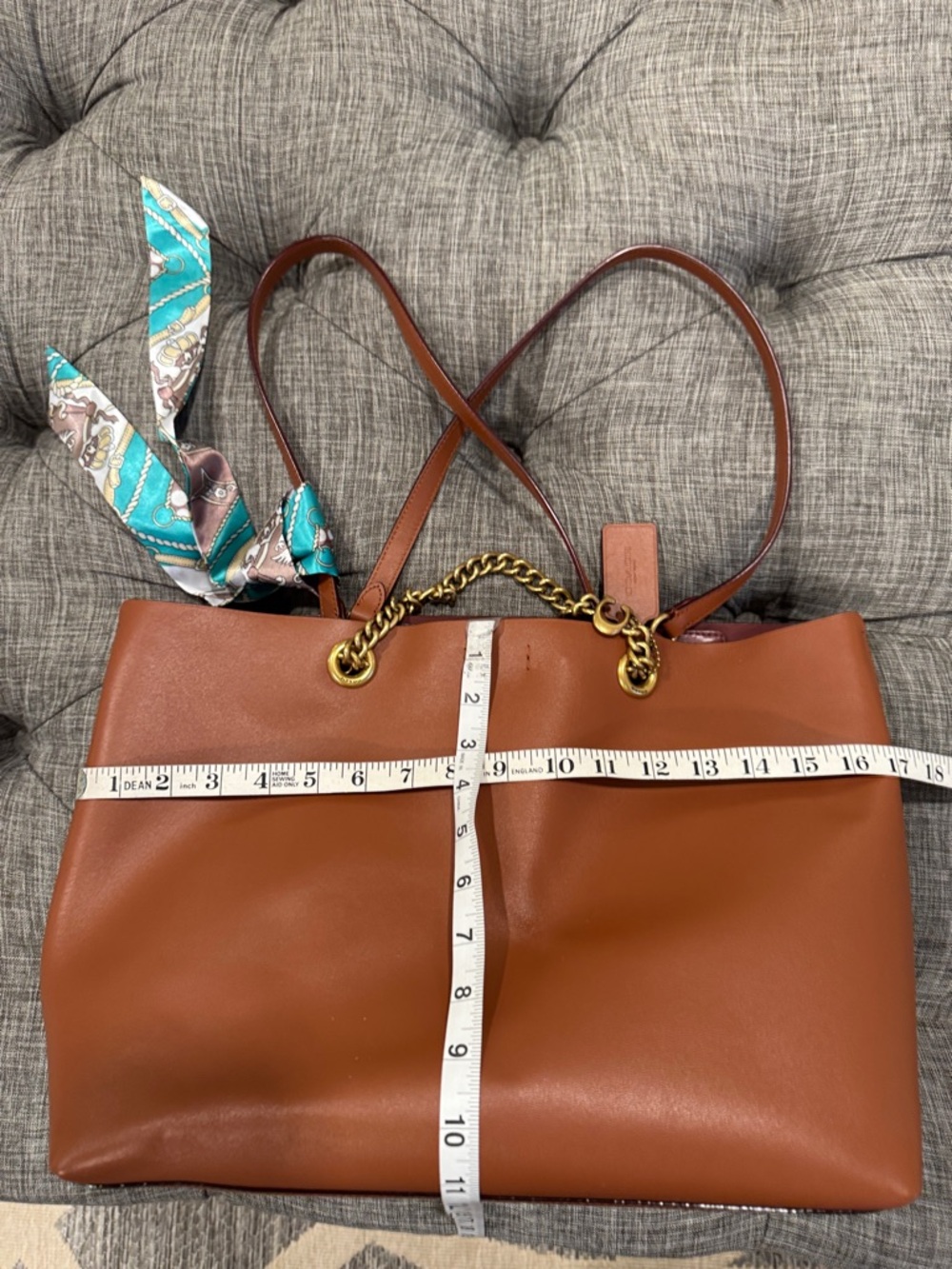 COACH Bag Signature Chain Central Brown Leather Tote - Picture 12 of 17